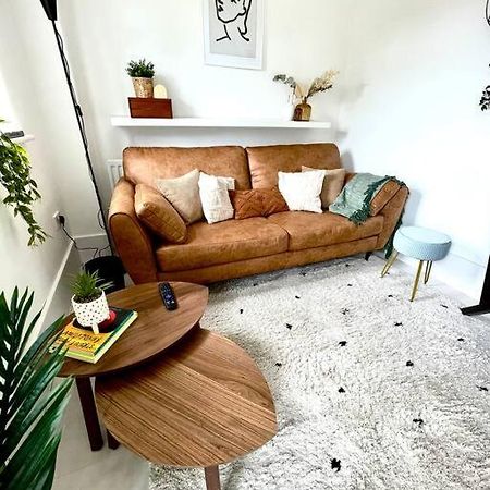 High-End 2 Bed Maisonette In Beaulieu Park Broomfield  المظهر الخارجي الصورة