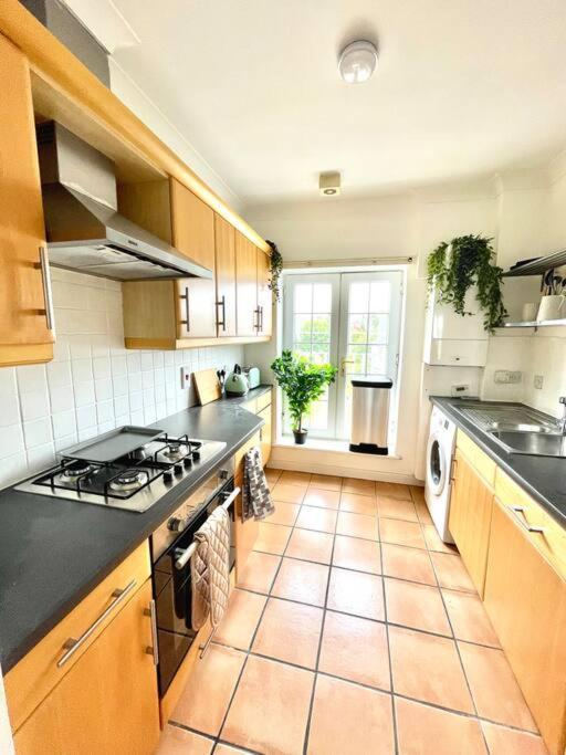 High-End 2 Bed Maisonette In Beaulieu Park Broomfield  المظهر الخارجي الصورة